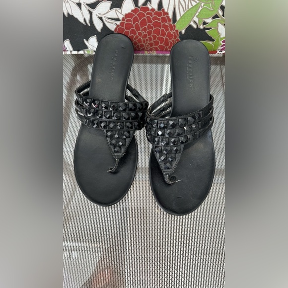 Ladies Kenneth Cole Sandals - Picture 1 of 6